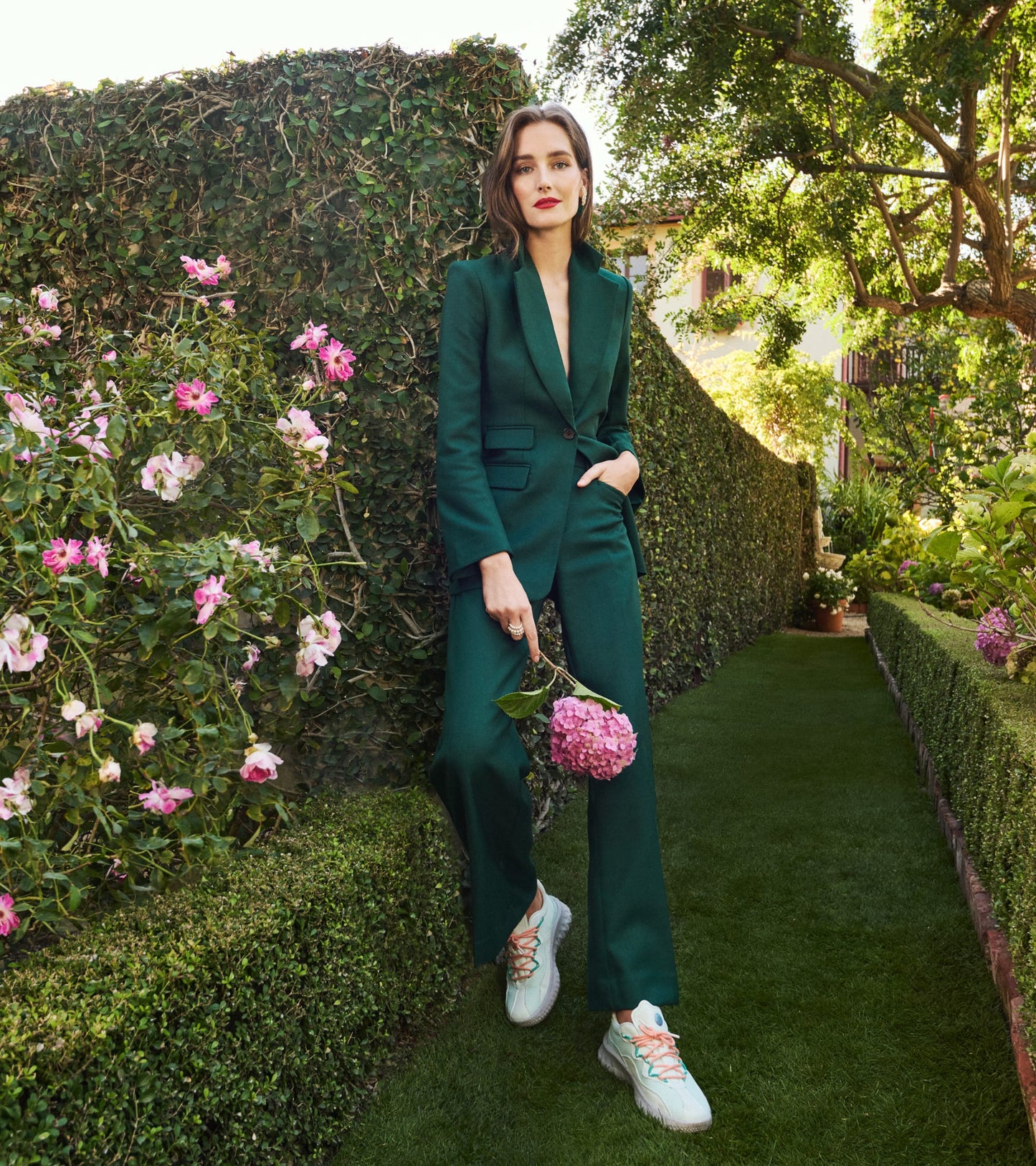 W27446:BLUE GLASS/PEACH FUZZ/MICROCHIP