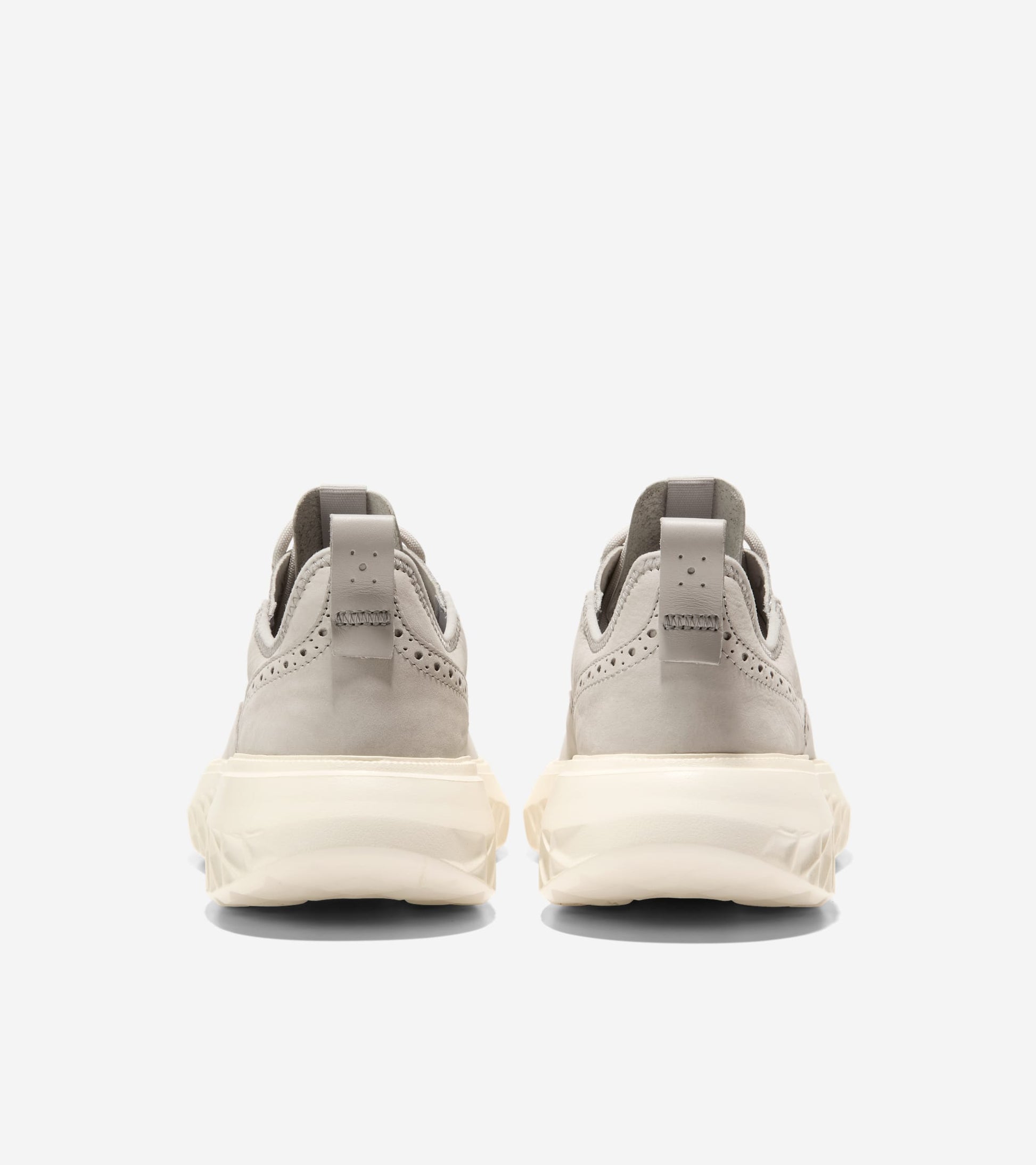 C38006:DOVE NUBUCK/IVORY