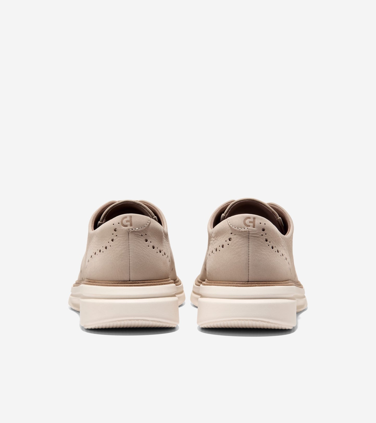 C43242:OXFORD TAN NUBUCK / CH NATURAL / IVORY