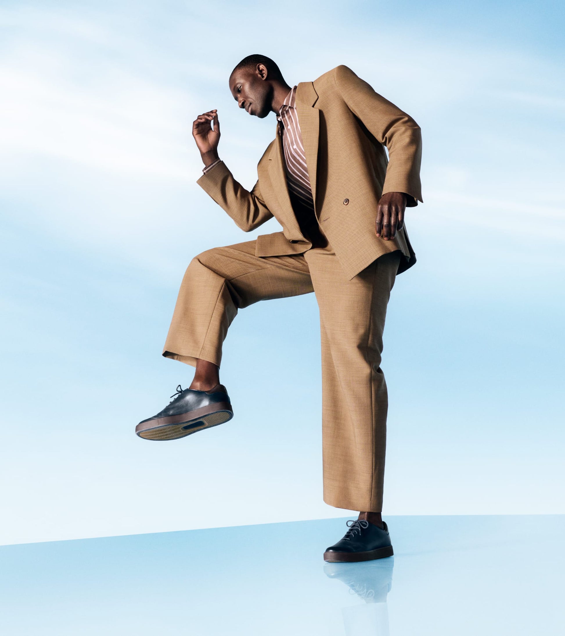 C40070:NAVY BLAZER / CH DK CHOCOLATE / CH DK CHOCOLATE LEATHER