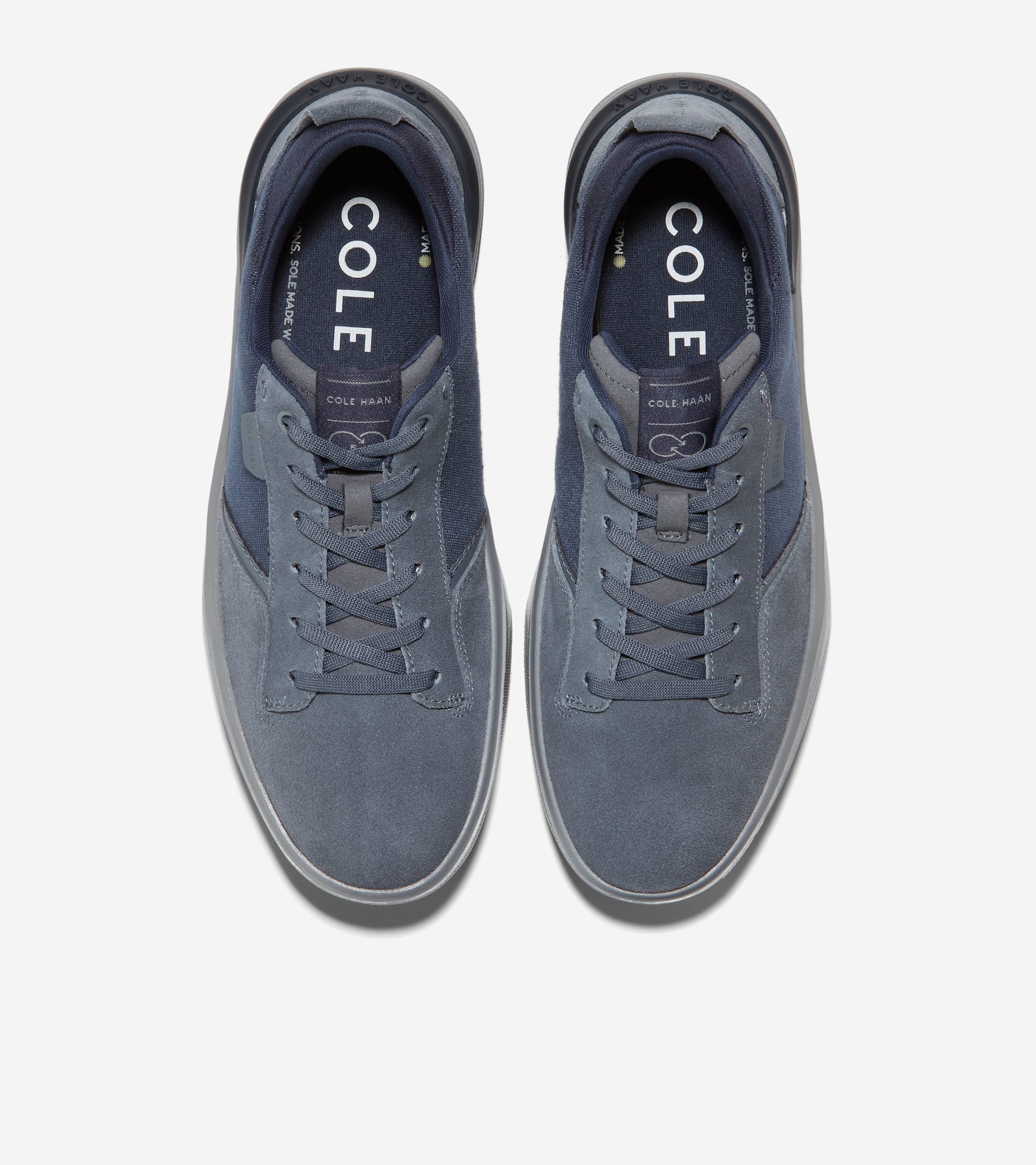 C38425:NAVY BLAZER/TURBULENCE/MONUMENT