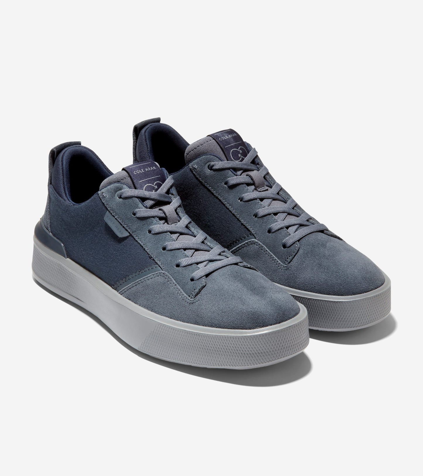 C38425:NAVY BLAZER/TURBULENCE/MONUMENT