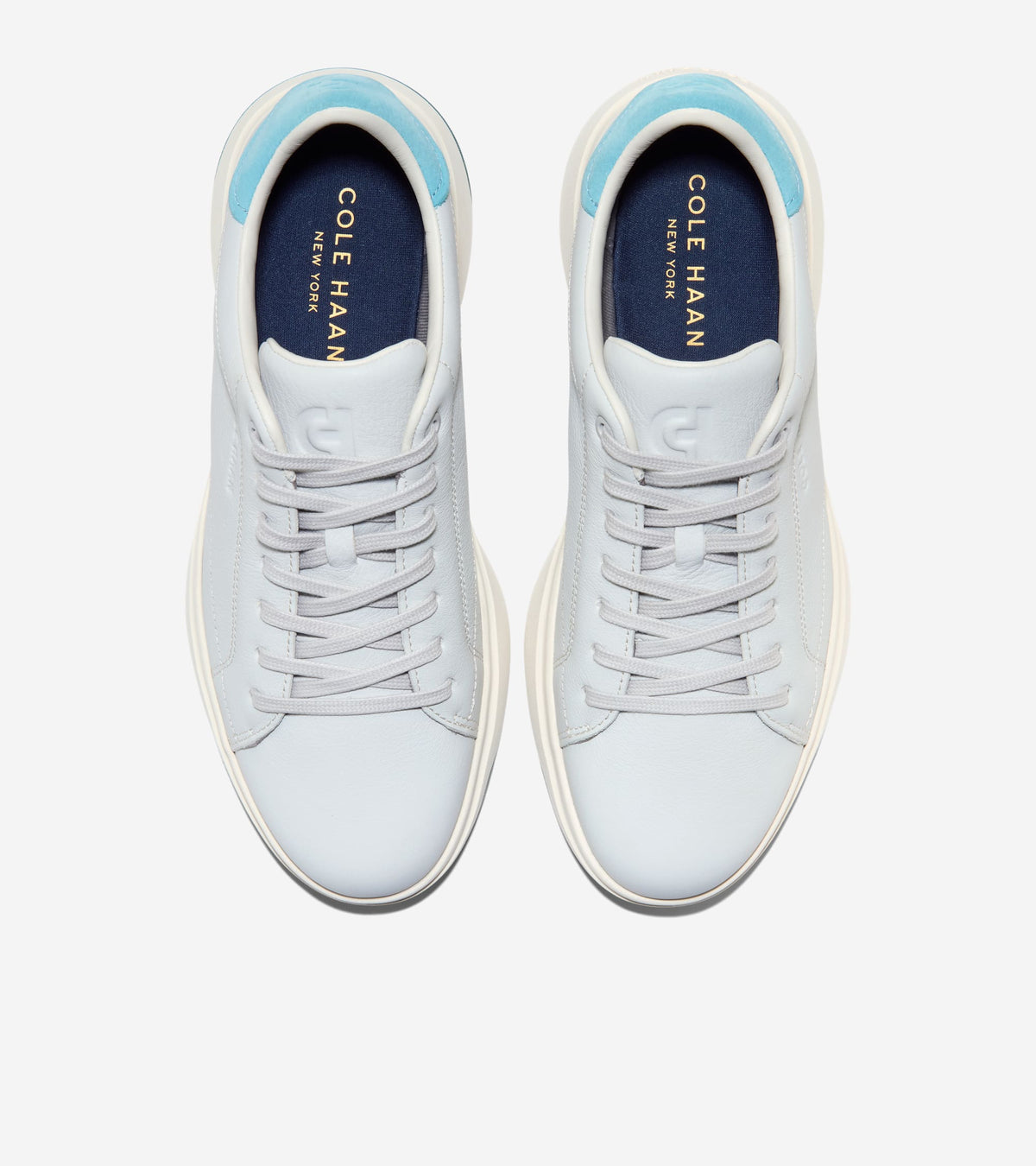 C43552:OYSTER MUSHROOM / MILKY BLUE NUBUCK / IVORY