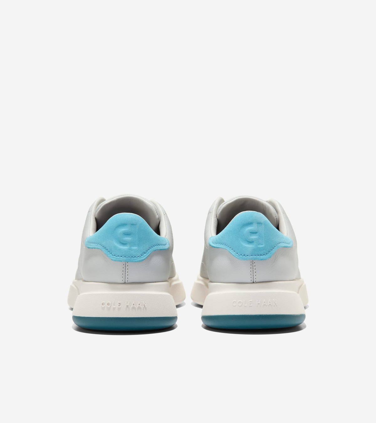 C43552:OYSTER MUSHROOM / MILKY BLUE NUBUCK / IVORY